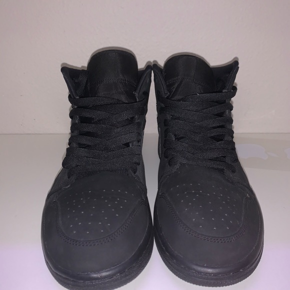 Jordan retro 1 (MID)